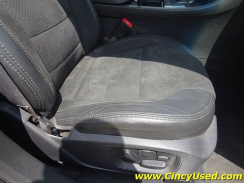 Used 2010 Ford Taurus SHO AWD/4WD image 30