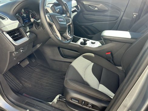 Used 2023 GMC Terrain SLE w/ Driver Convenience Package AWD/4WD image 14