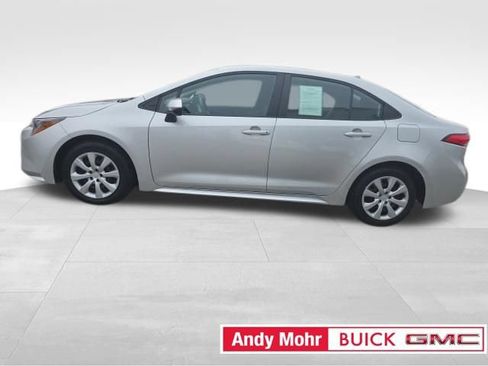 Used 2024 Toyota Corolla LE FWD image 12