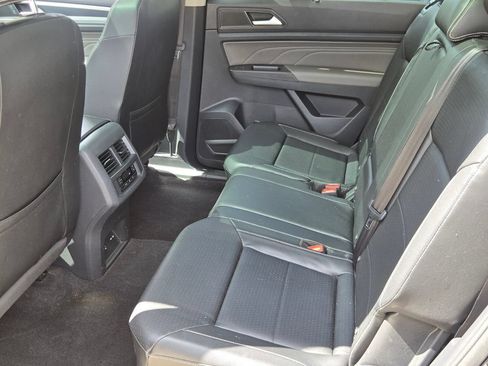 Used 2023 Volkswagen Atlas SEL R-Line AWD/4WD image 12