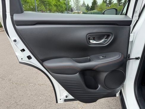 Used 2025 Honda HR-V Sport image 31