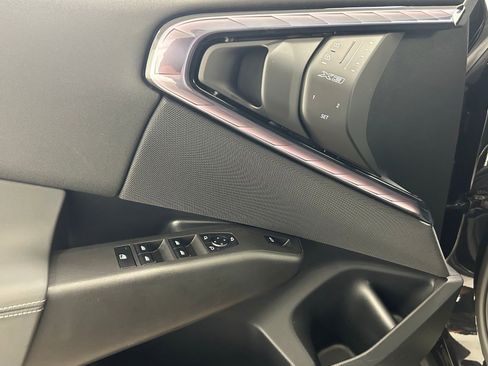 Used 2025 BMW X3 xDrive30i w/ Convenience Package image 16