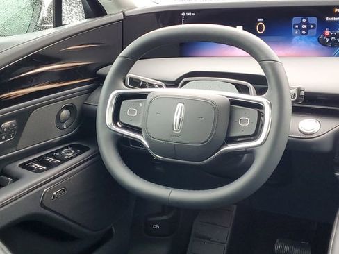 New 2026 Lincoln Nautilus Premier w/ Equipment Group 102A image 30