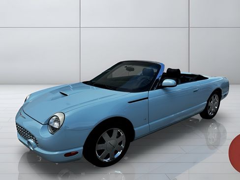 Used 2003 Ford Thunderbird RWD image 4