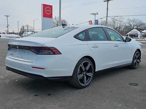 New 2026 Honda Accord SE image 3