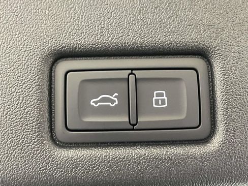 New 2026 Audi SQ5 Premium Plus AWD/4WD image 21