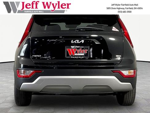 New 2026 Kia Niro LX FWD image 5