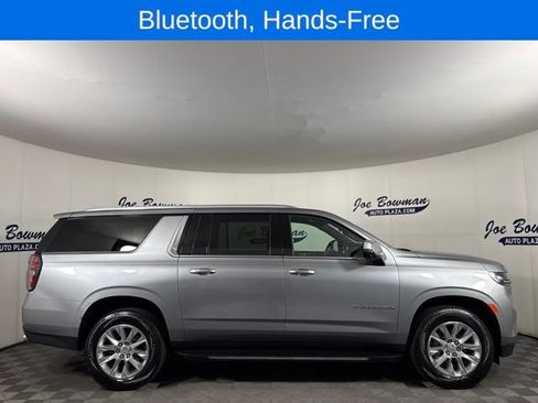 Used 2024 Chevrolet Suburban Premier AWD/4WD image 6