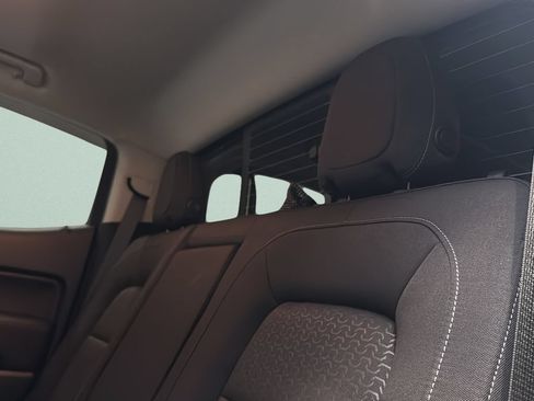 Used 2018 GMC Canyon SLE AWD/4WD image 15