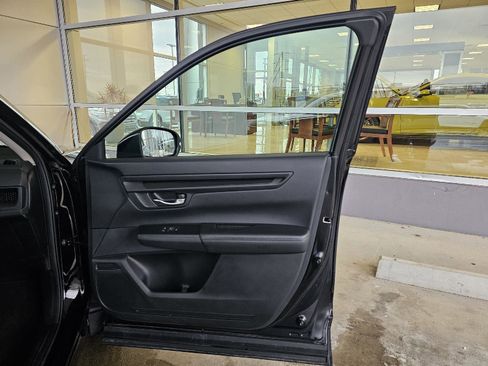 Used 2024 Honda CR-V LX image 11