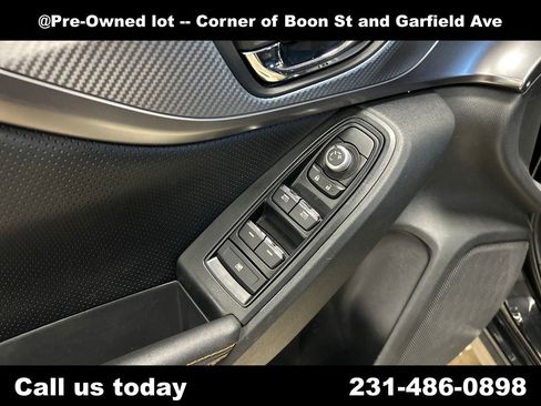 Used 2021 Subaru Crosstrek 2.5i Limited AWD/4WD image 16