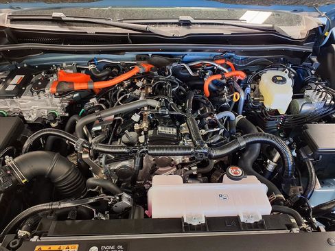 New 2025 Toyota 4Runner 4WD image 31