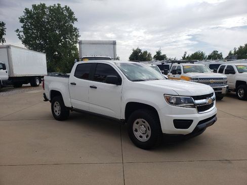 Used 2019 Chevrolet Colorado W/T RWD image 5