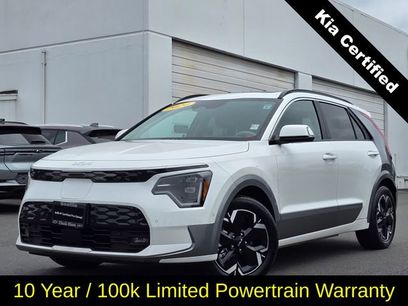 Certified 2024 Kia Niro Wave w/ Wave Preserve Package