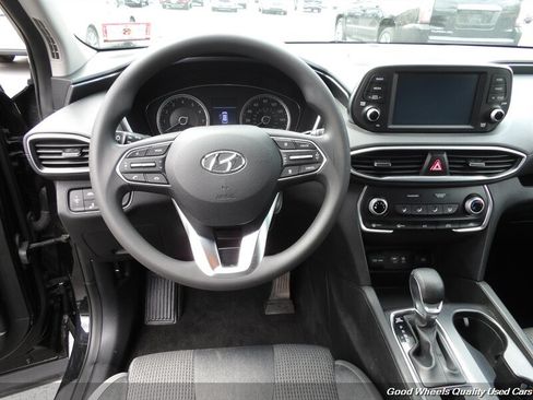 Used 2019 Hyundai Santa Fe SE AWD/4WD image 14