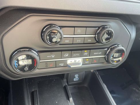 New 2025 Ford Bronco Big Bend AWD/4WD image 14