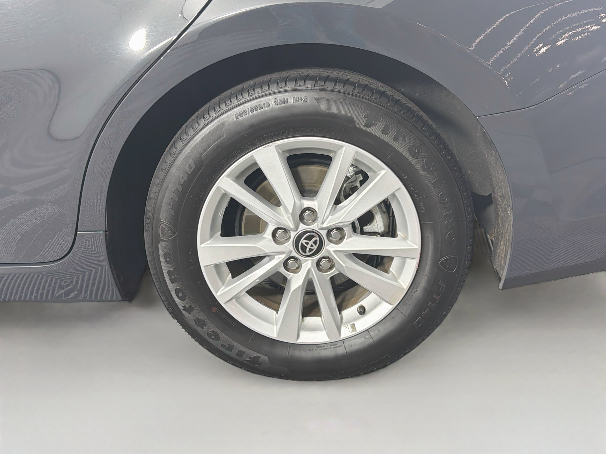 Used 2025 Toyota Camry LE FWD image 11