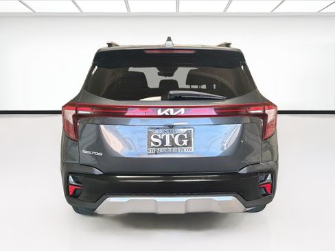 Used 2024 Kia Seltos S FWD image 5