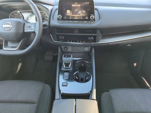 New 2026 Nissan Rogue SV FWD image 22