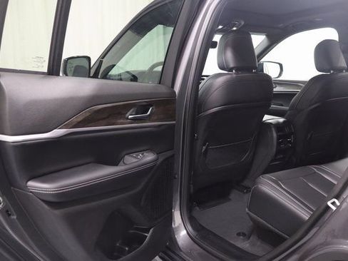 New 2025 Jeep Grand Cherokee Limited image 12