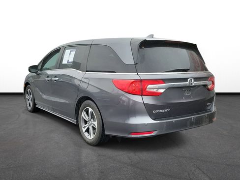 Used 2018 Honda Odyssey Touring image 3