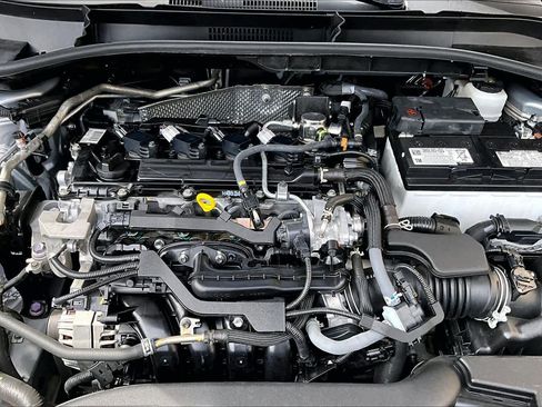 Used 2024 Toyota Corolla Cross L FWD image 32
