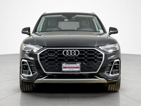 Used 2023 Audi Q5 2.0T Premium Plus w/ Premium Plus Package AWD/4WD image 8