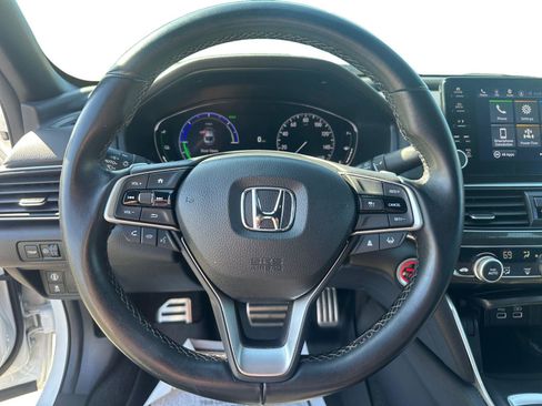 Used 2022 Honda Accord Sport image 16