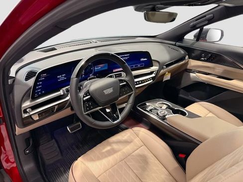 New 2025 Cadillac Lyriq Luxury w/ Nappa Leather Package image 9