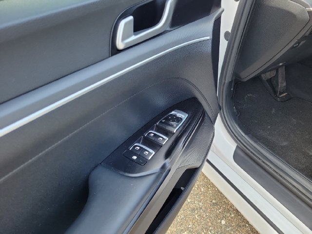 Used 2024 Kia K5 GT-Line w/ GT-Line Premium Package FWD image 16