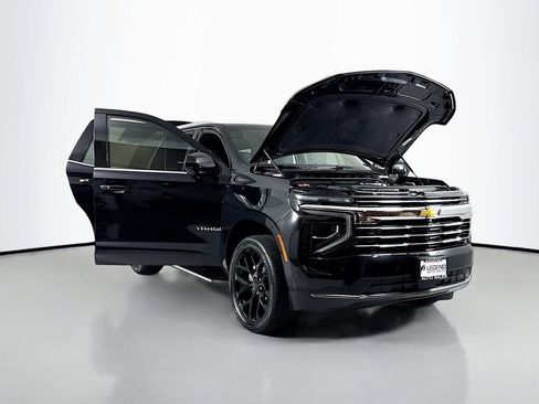 Used 2025 Chevrolet Tahoe LT AWD/4WD image 23