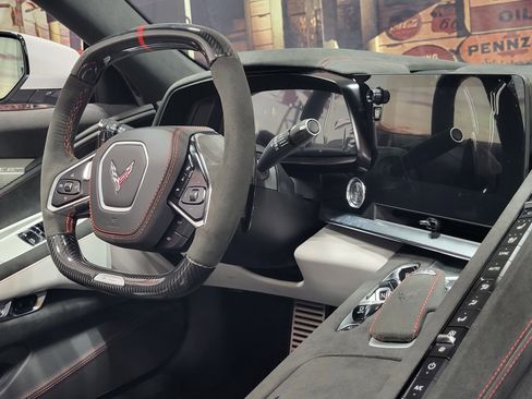 Used 2023 Chevrolet Corvette Z06 image 21