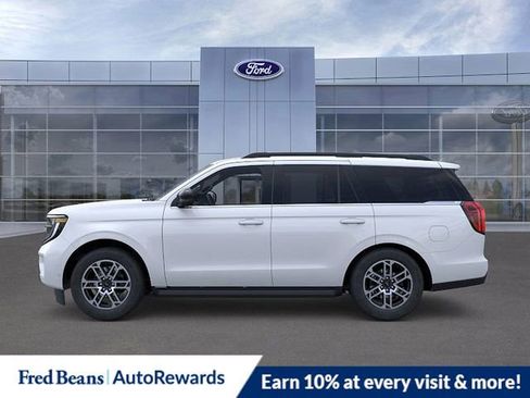 New 2025 Ford Expedition Active image 3