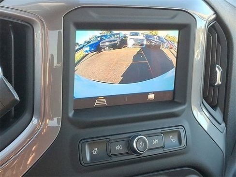 Used 2022 Chevrolet Silverado 1500 Custom Trail Boss w/ Safety Confidence Package image 17