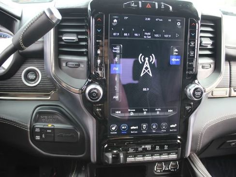 Used 2020 RAM 2500 Limited AWD/4WD image 4