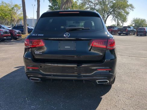 Used 2021 Mercedes-Benz GLC 300 image 4