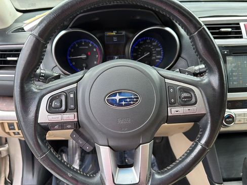 Used 2016 Subaru Outback 2.5i Limited AWD/4WD image 21