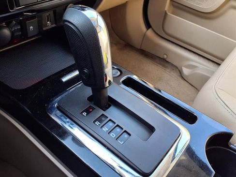 Used 2009 Ford Escape Limited image 28