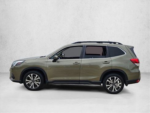 Used 2022 Subaru Forester Limited image 8
