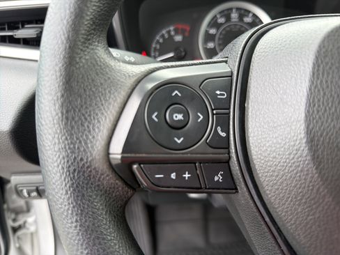 Certified 2022 Toyota Corolla LE image 7