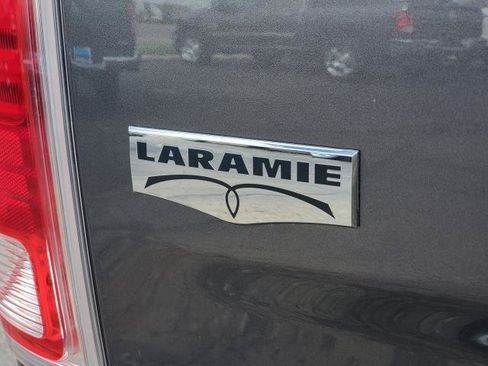 Used 2017 RAM 1500 Laramie w/ Convenience Group AWD/4WD image 29