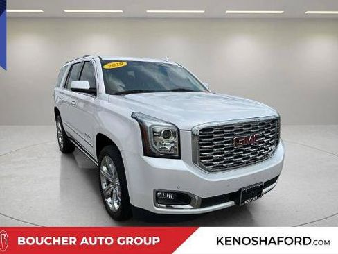 Used 2019 GMC Yukon Denali w/ Denali Ultimate Package AWD/4WD image 3