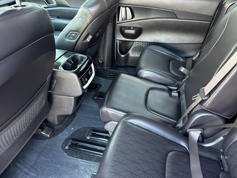 New 2026 Kia Carnival SX w/ SX Dark Edition Package image 12