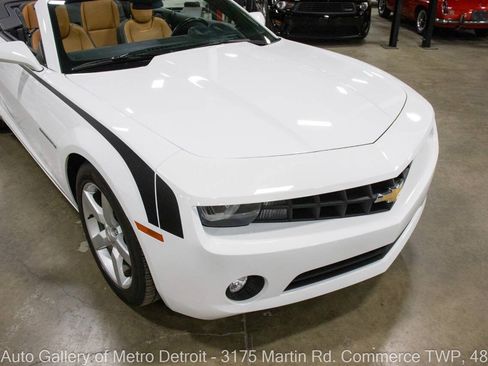 Used 2013 Chevrolet Camaro LT RWD image 14