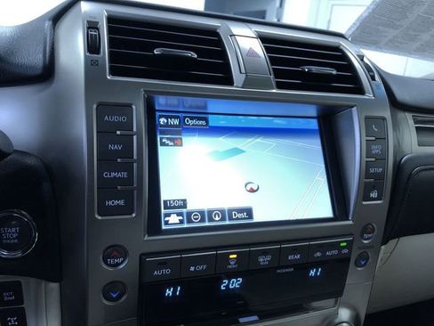 Used 2020 Lexus GX 460 Luxury image 29