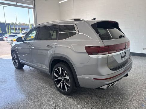 New 2026 Volkswagen Atlas SEL Premium R-Line AWD/4WD image 2