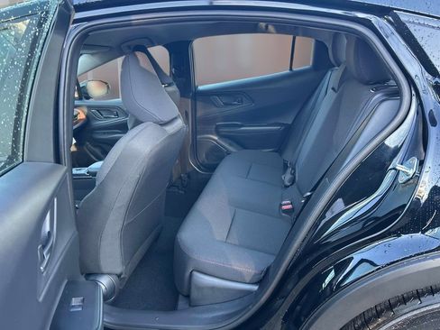 Used 2025 Toyota Prius Plug-In Hybrid image 12