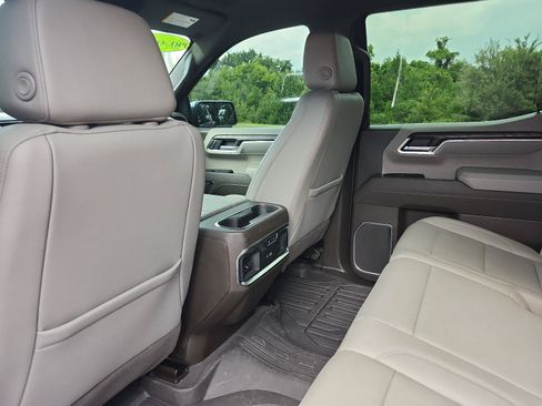Used 2026 GMC Sierra 1500 SLT w/ SLT Premium Package AWD/4WD image 14