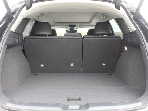 Certified 2025 INFINITI QX50 Luxe image 18