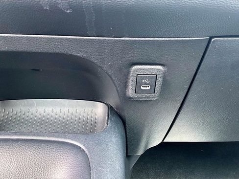 Used 2023 Toyota Corolla LE image 16